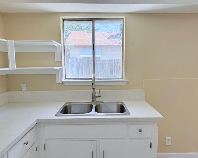 2234 E University Ave, Fresno, CA 93703