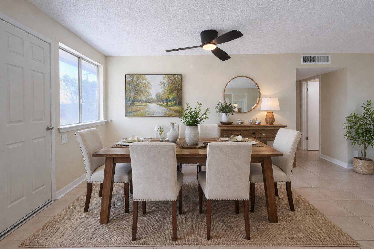 2234 E University Ave, Fresno, CA 93703