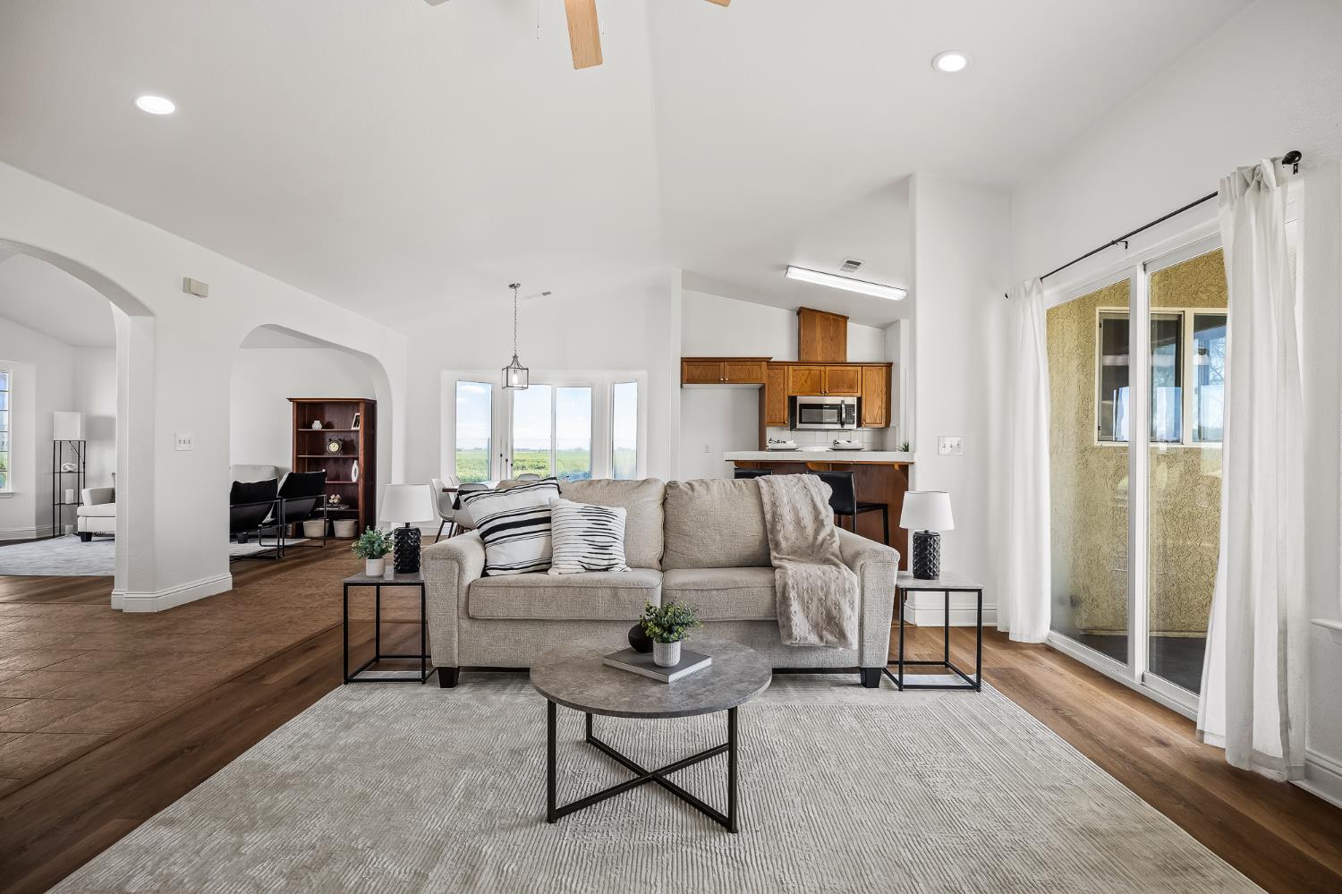 21399 S Haslem Ave, Riverdale, CA 93656