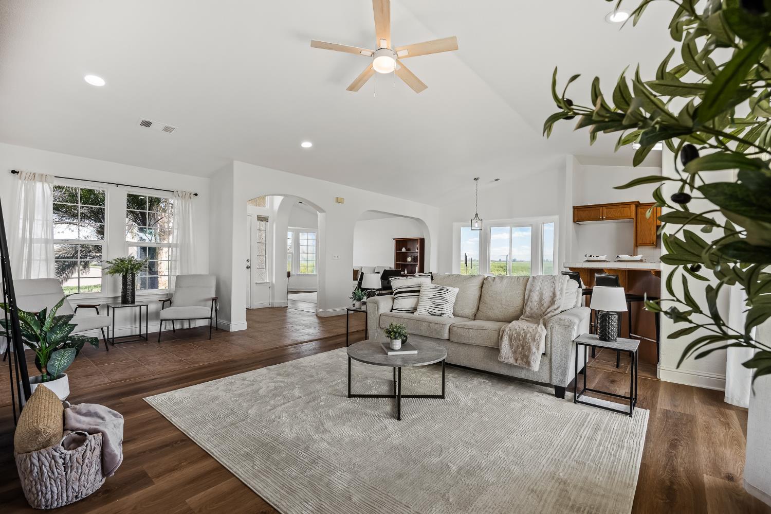 21399 S Haslem Ave, Riverdale, CA 93656