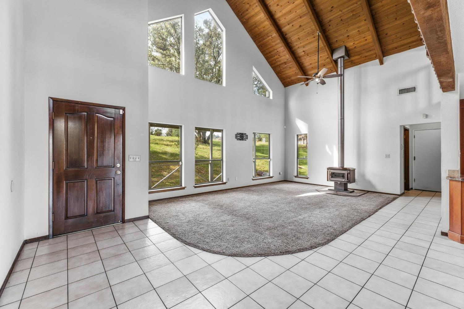 30449 Corral Dr, Coarsegold, CA 93614