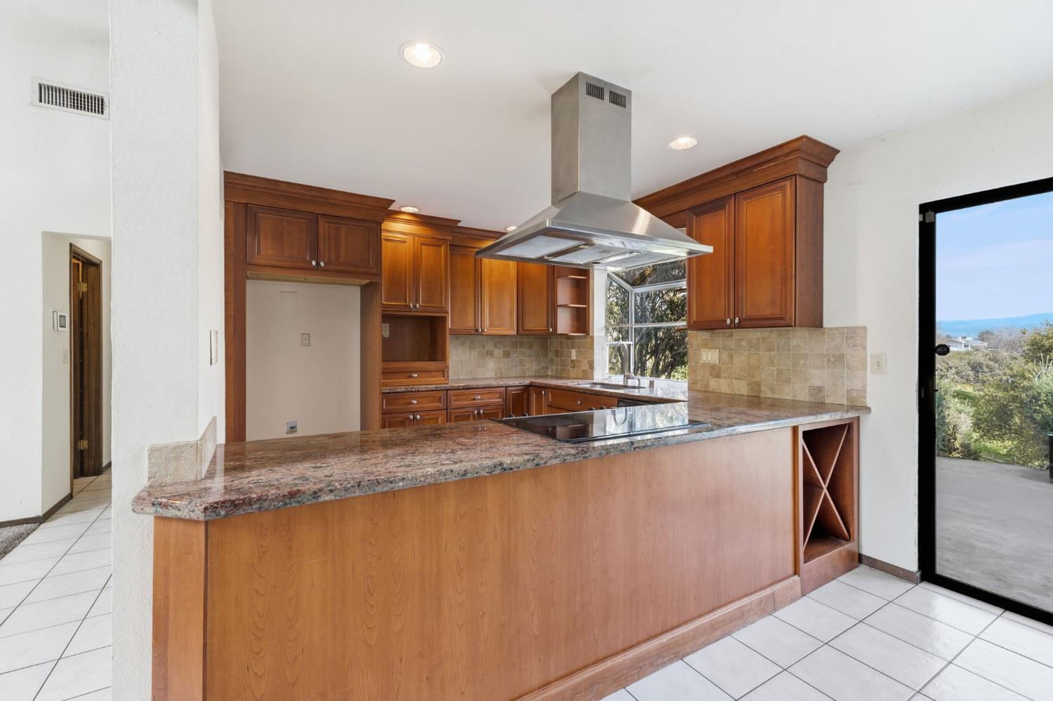 30449 Corral Dr, Coarsegold, CA 93614