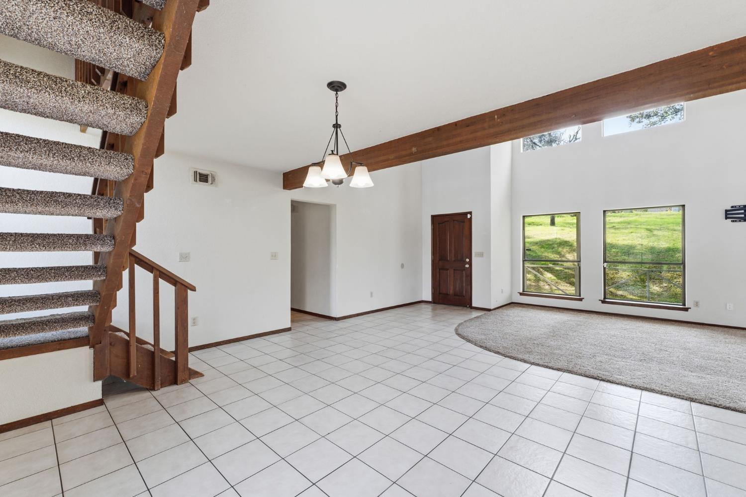 30449 Corral Dr, Coarsegold, CA 93614