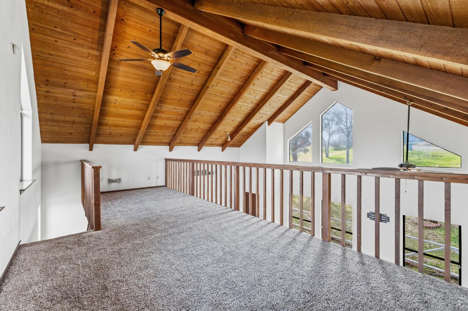 30449 Corral Dr, Coarsegold, CA 93614