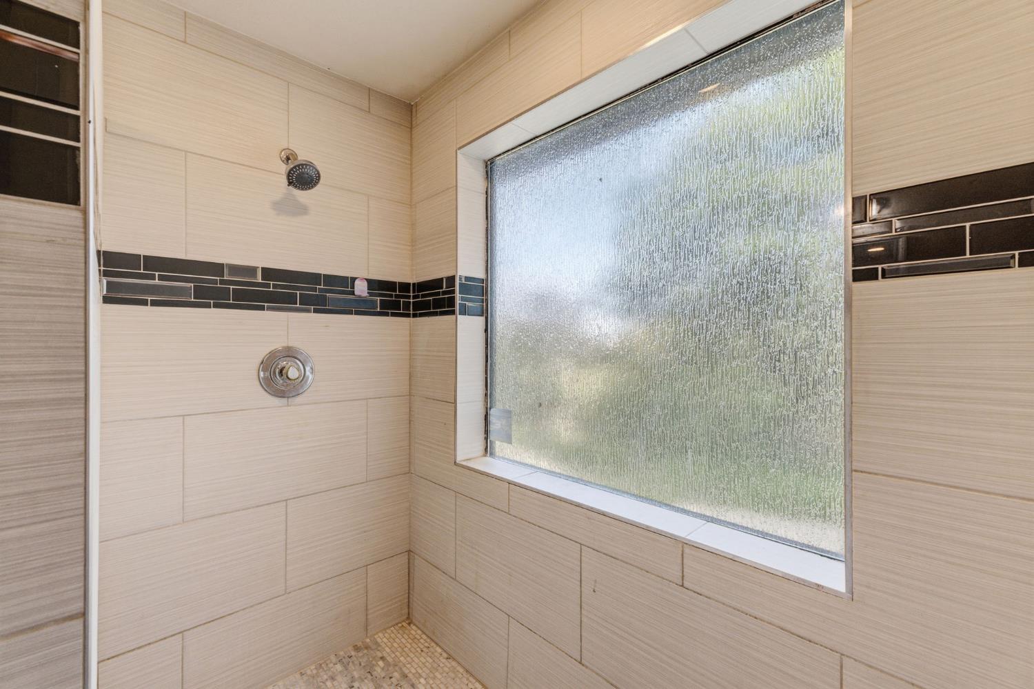 30449 Corral Dr, Coarsegold, CA 93614