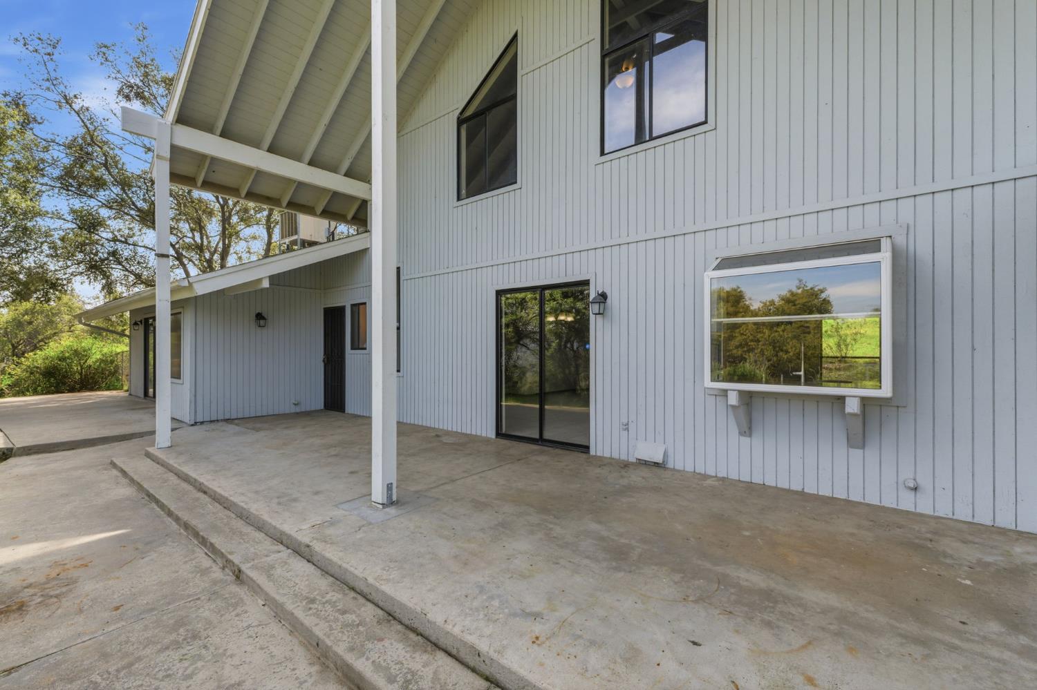 30449 Corral Dr, Coarsegold, CA 93614