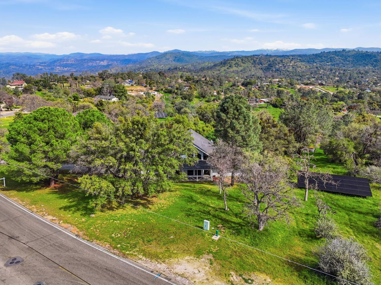 30449 Corral Dr, Coarsegold, CA 93614