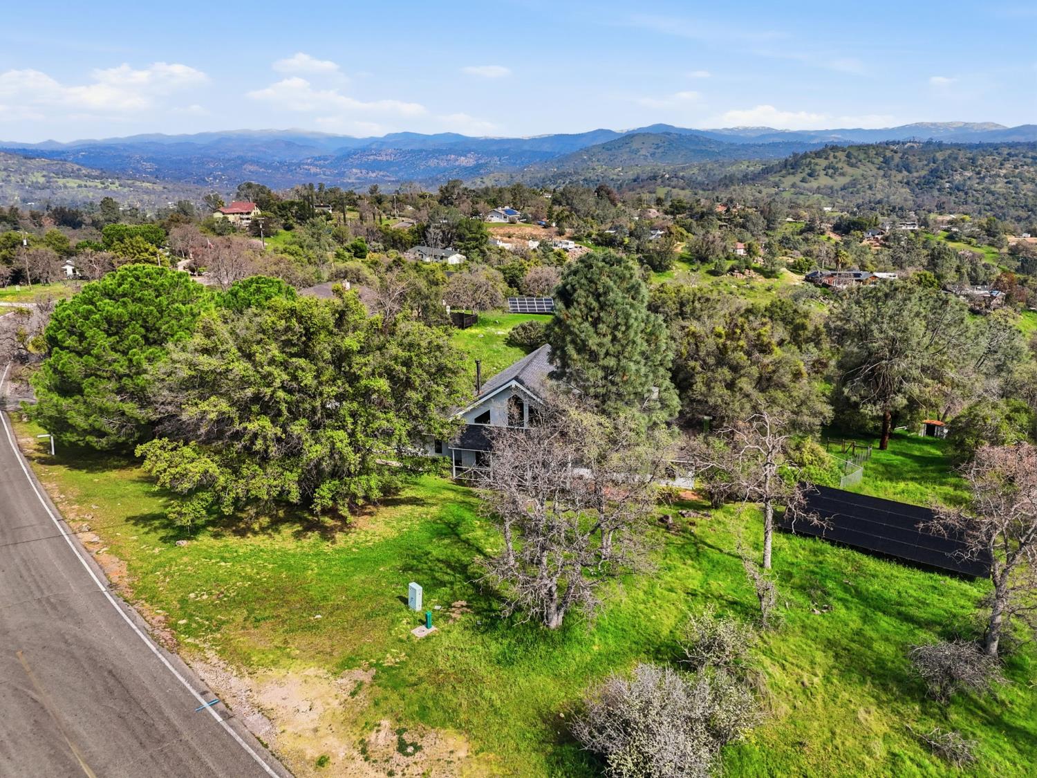 30449 Corral Dr, Coarsegold, CA 93614