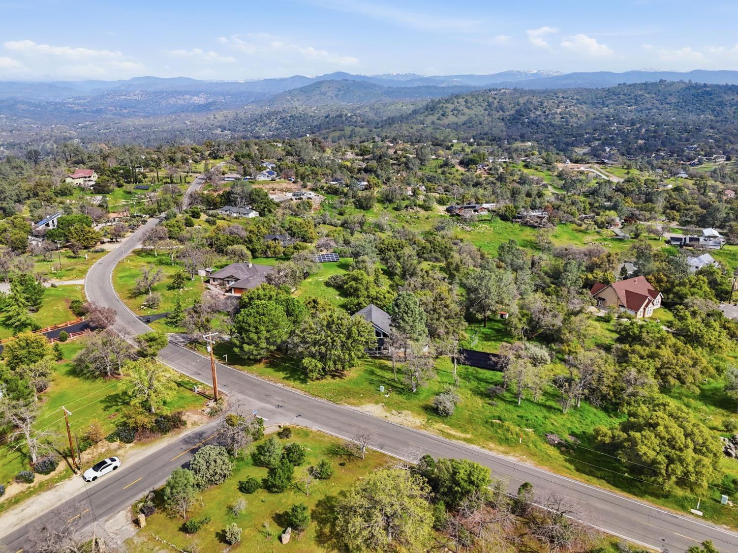 30449 Corral Dr, Coarsegold, CA 93614