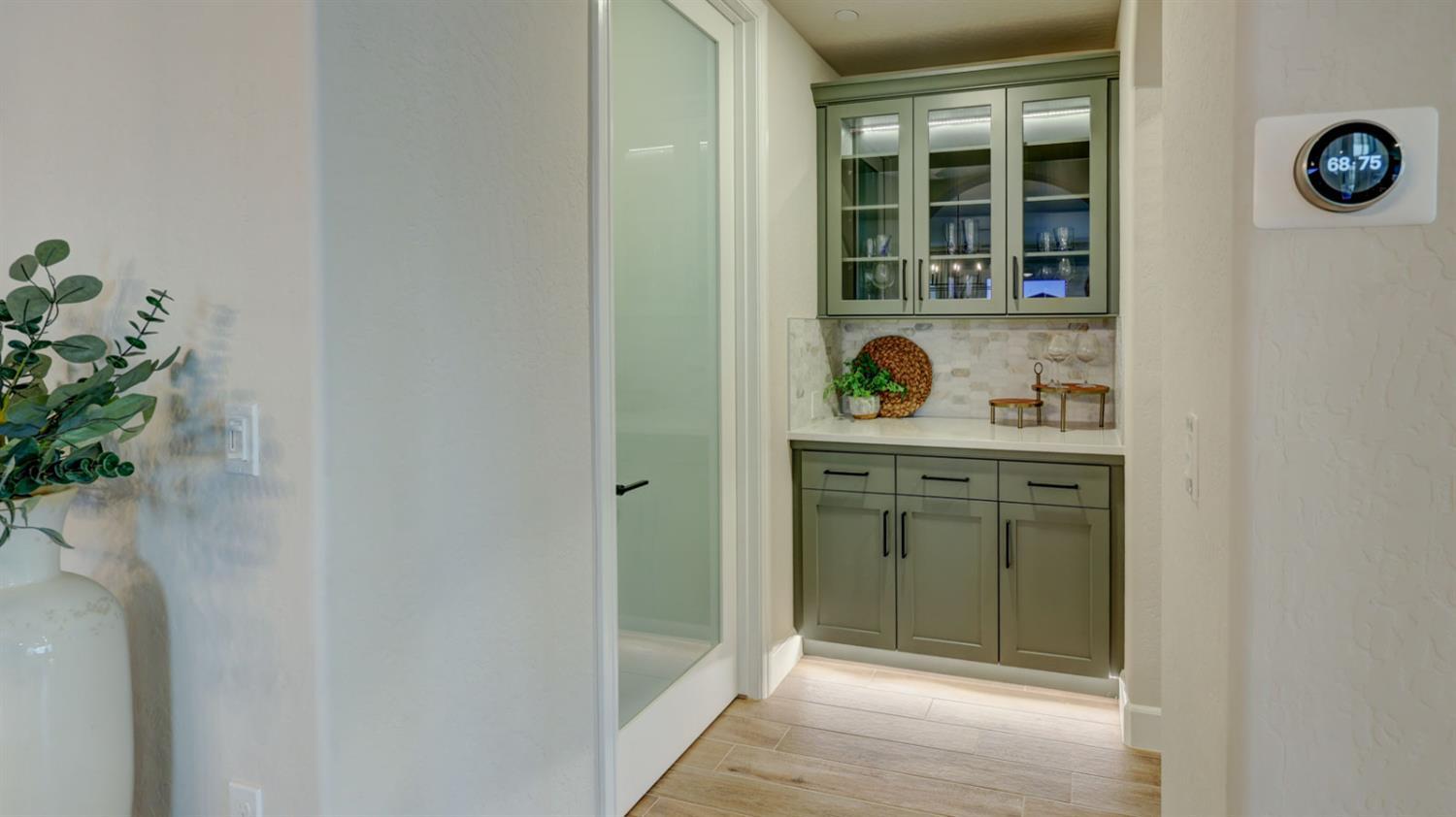 11206 N Via Ravenna Dr, Fresno, CA 93730