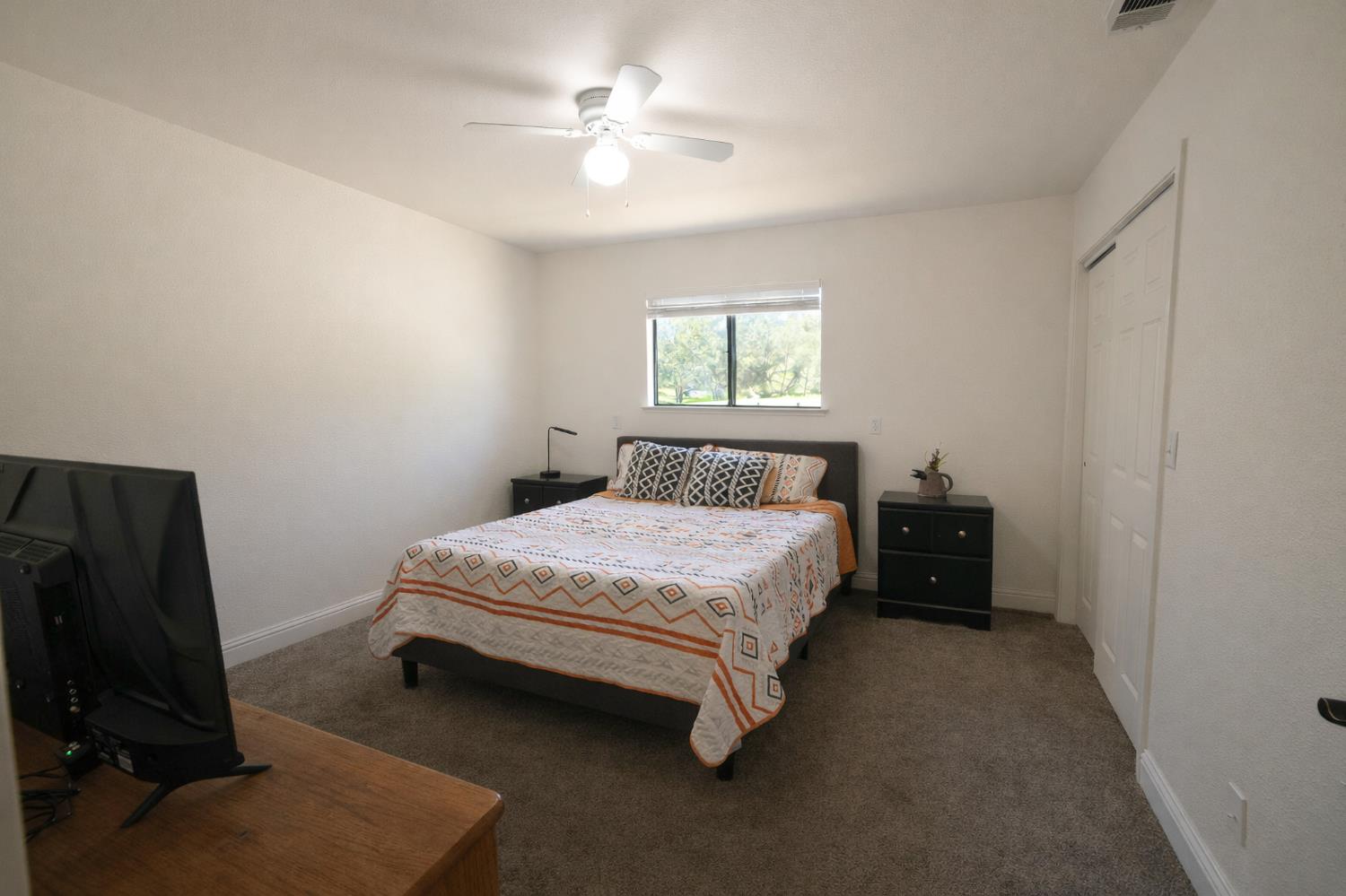 30451 Horseshoe Dr, Coarsegold, CA 93614