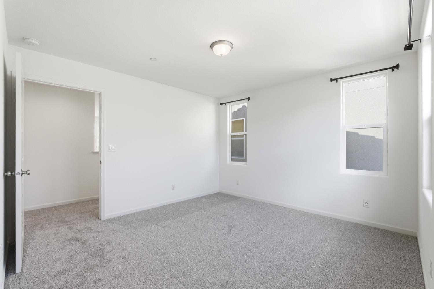 115 Capstone Way S, Madera, CA 93636