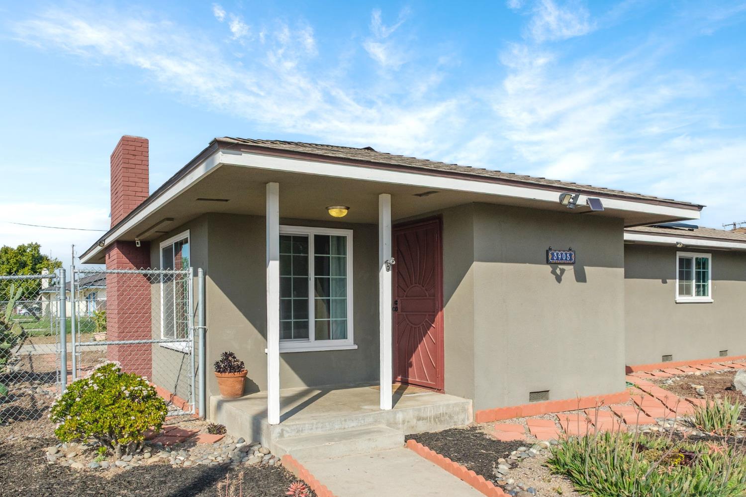 3905 E Cortland Ave, Fresno, CA 93726
