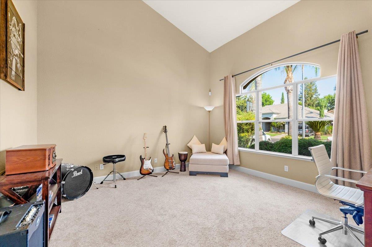 1779 E Niles Ave, Fresno, CA 93720