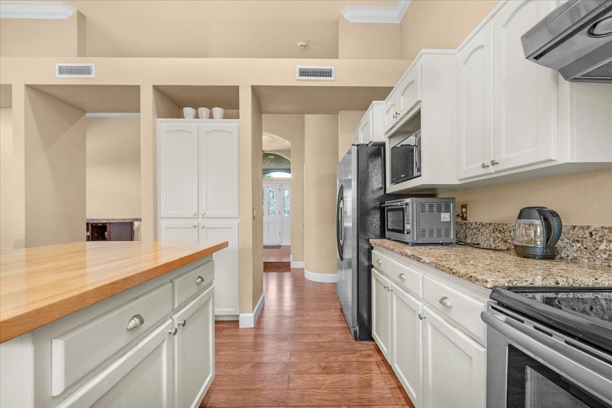 1779 E Niles Ave, Fresno, CA 93720