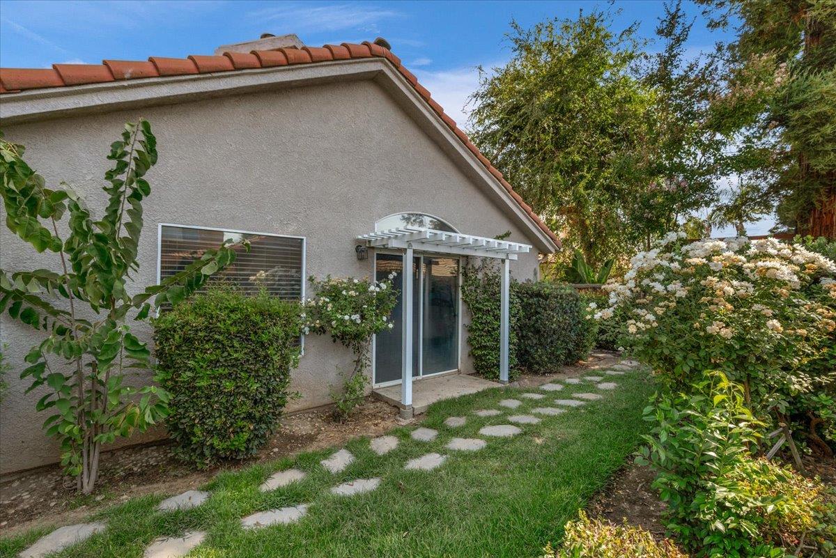 1779 E Niles Ave, Fresno, CA 93720