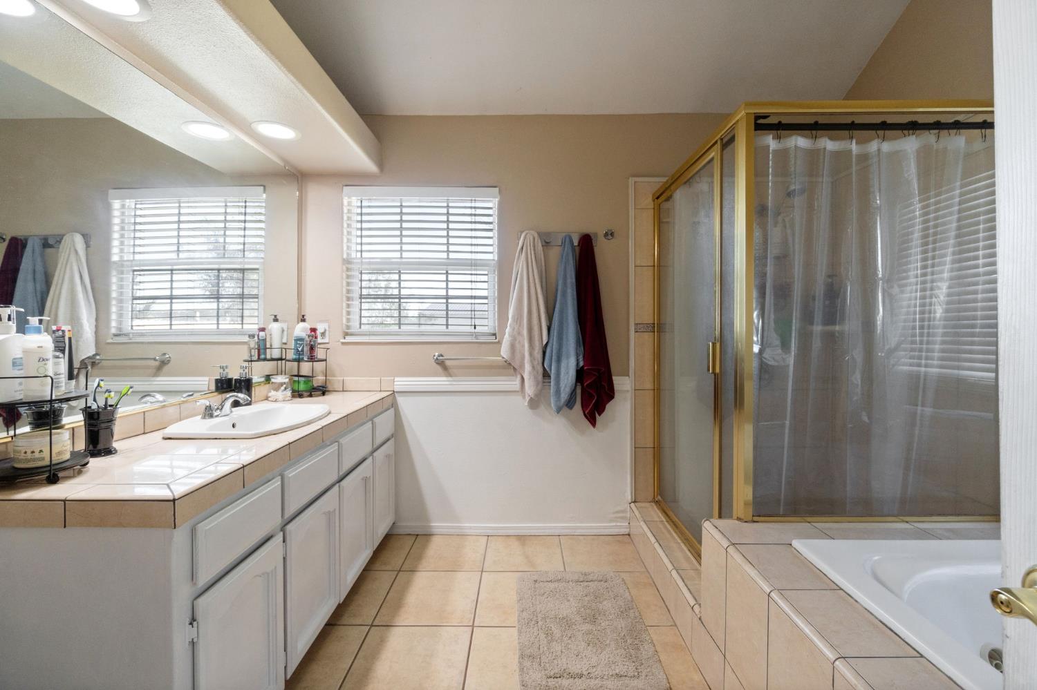 18294 Road 27, Madera, CA 93638