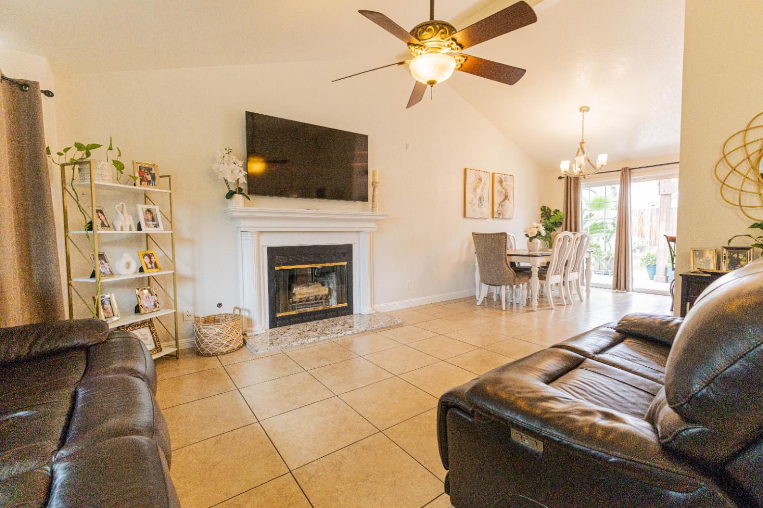 3806 N Cleo, Fresno, CA 93722