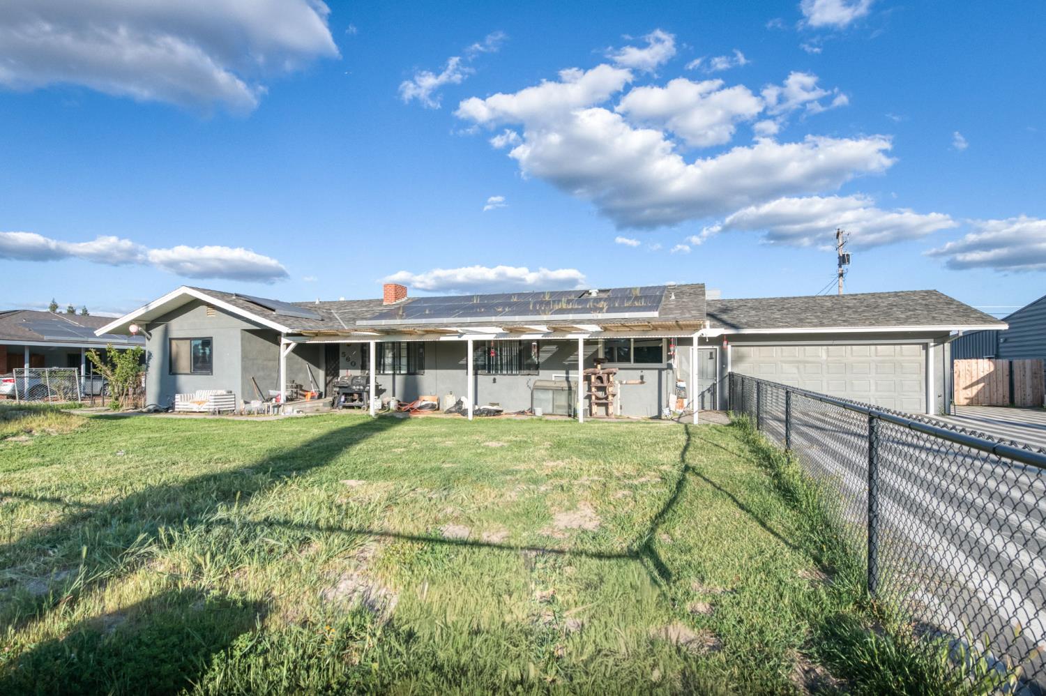 560 10Th Ave, Kingsburg, CA 93631