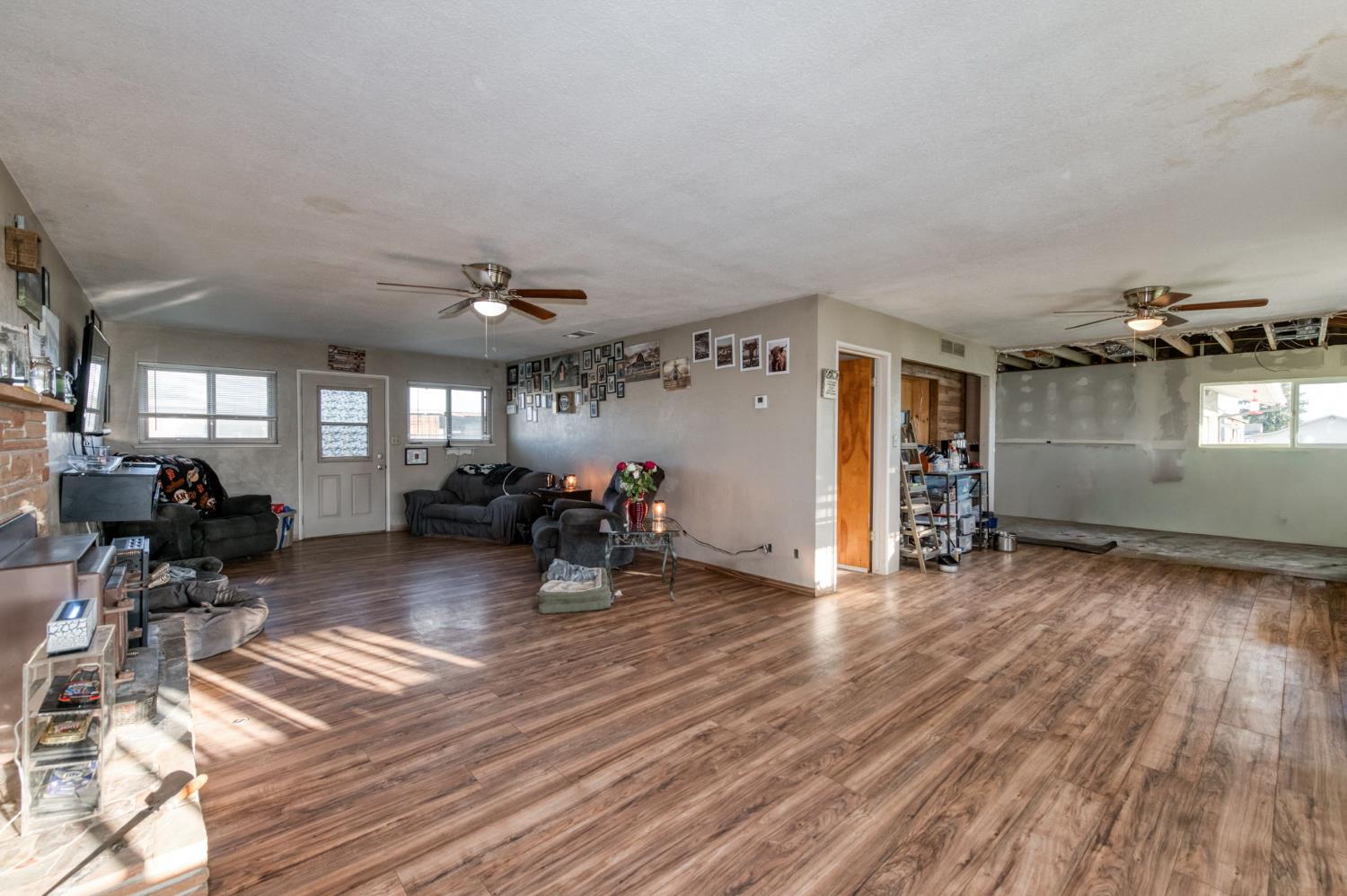 560 10Th Ave, Kingsburg, CA 93631