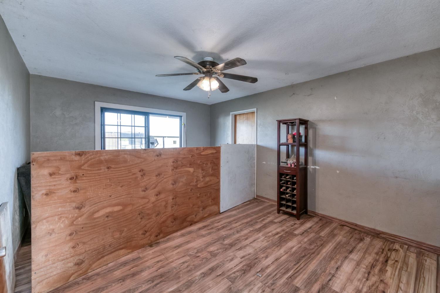 560 10Th Ave, Kingsburg, CA 93631