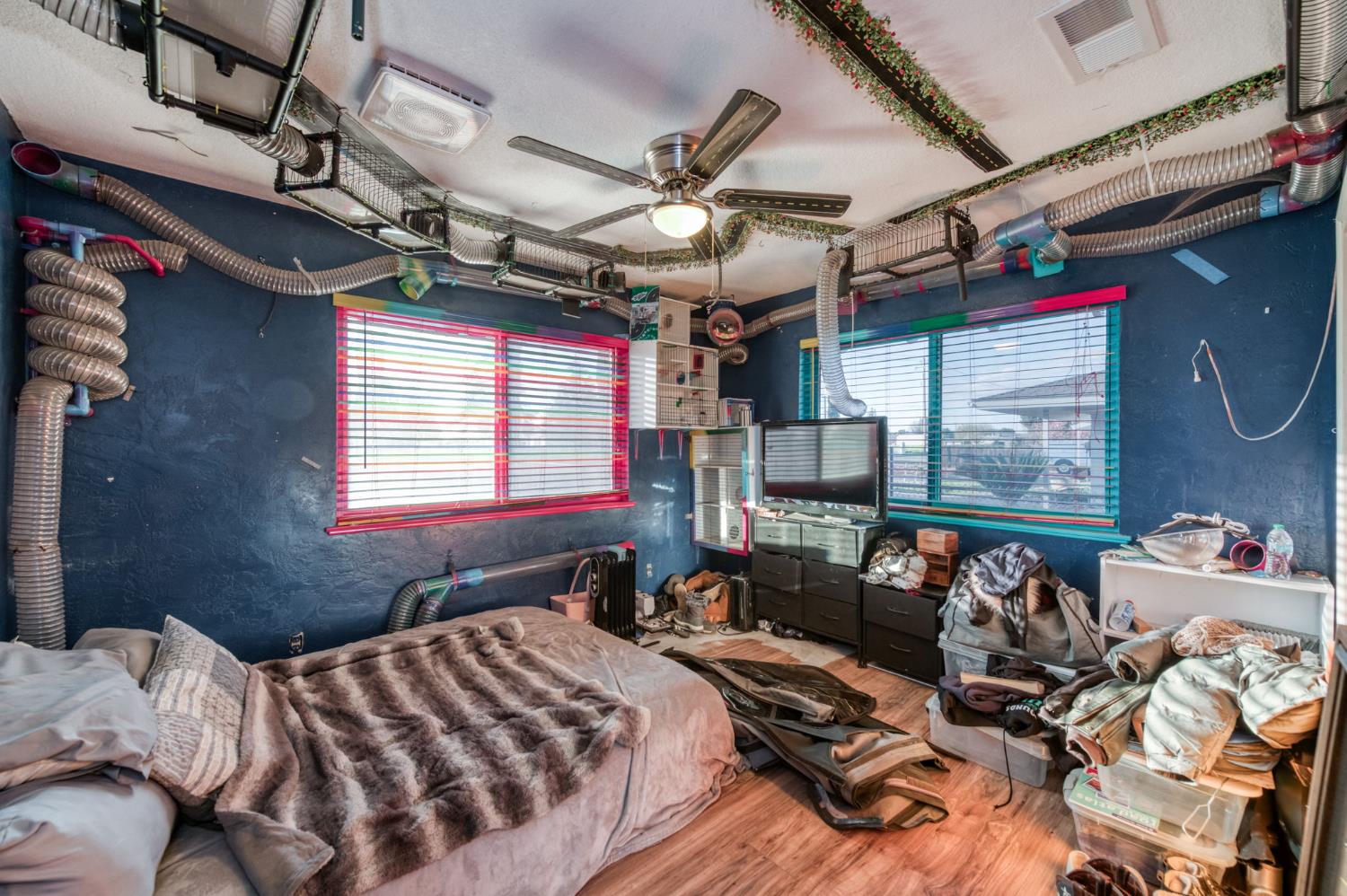 560 10Th Ave, Kingsburg, CA 93631