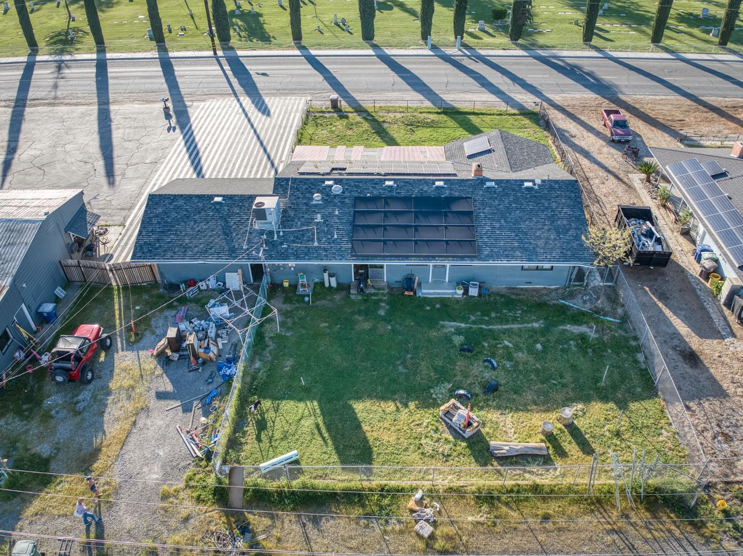 560 10Th Ave, Kingsburg, CA 93631