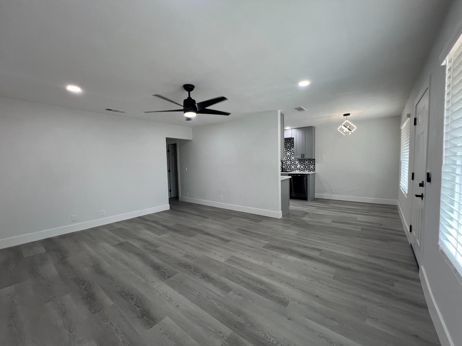 657 W Parlier Ave #125, Reedley, CA 93654