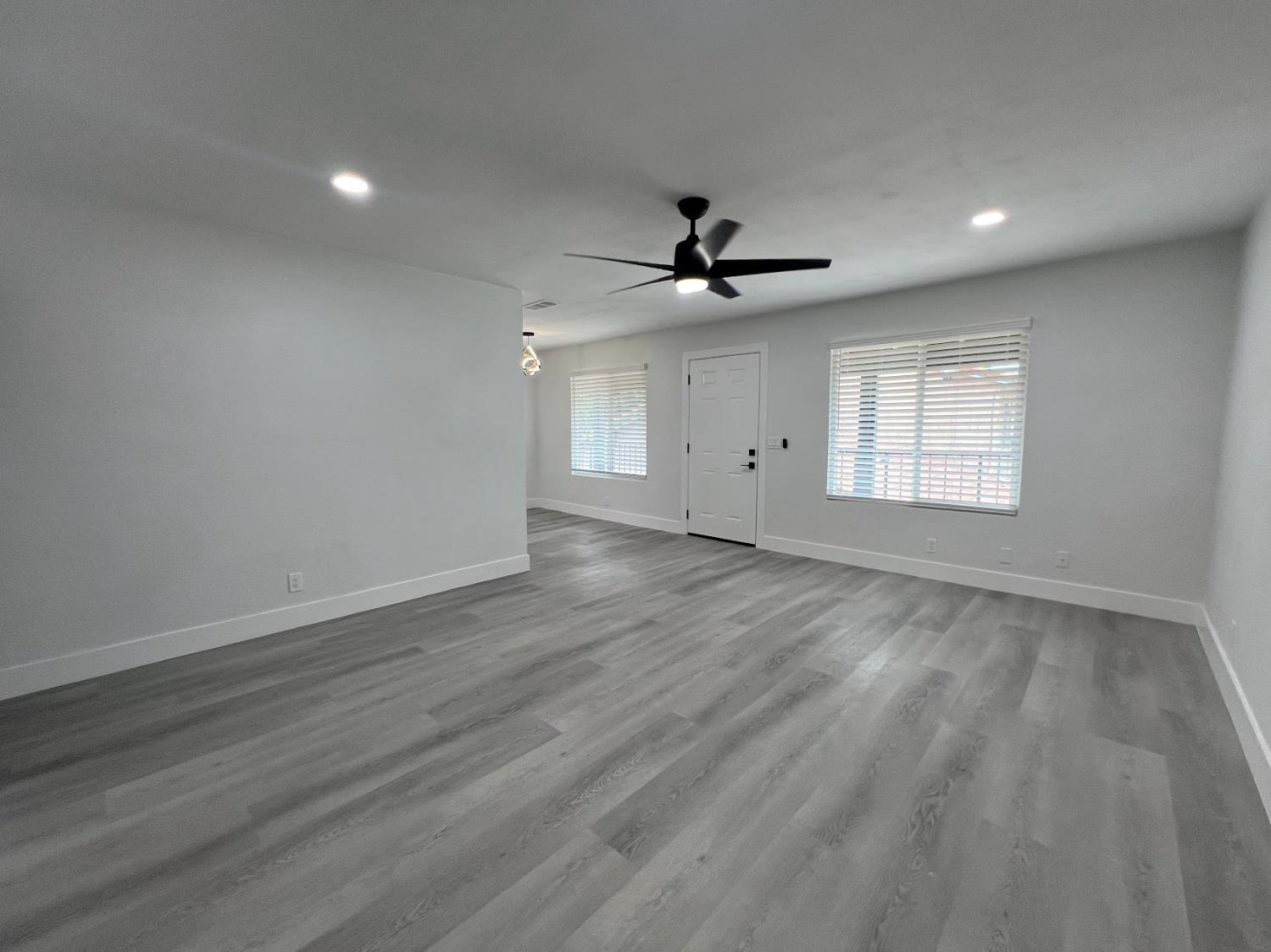 657 W Parlier Ave #125, Reedley, CA 93654