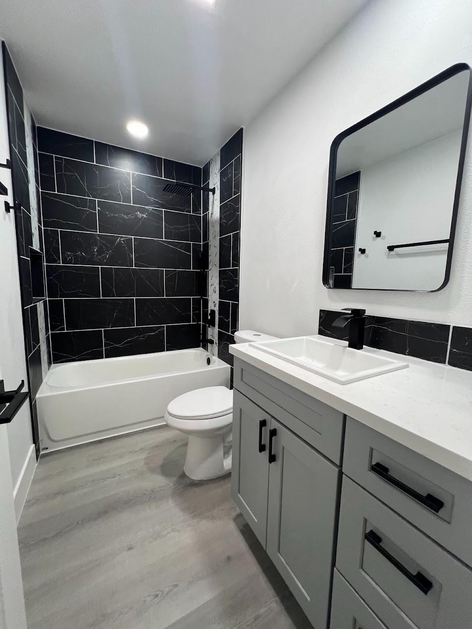 657 W Parlier Ave #125, Reedley, CA 93654