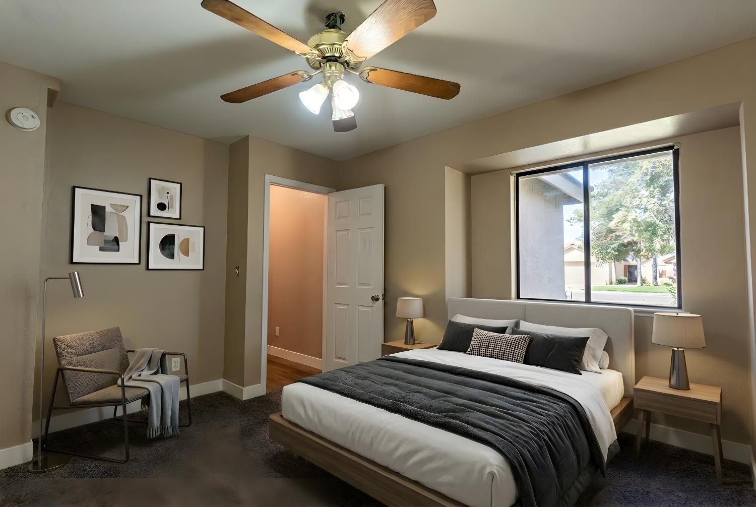 2019 Oak St, Selma, CA 93662