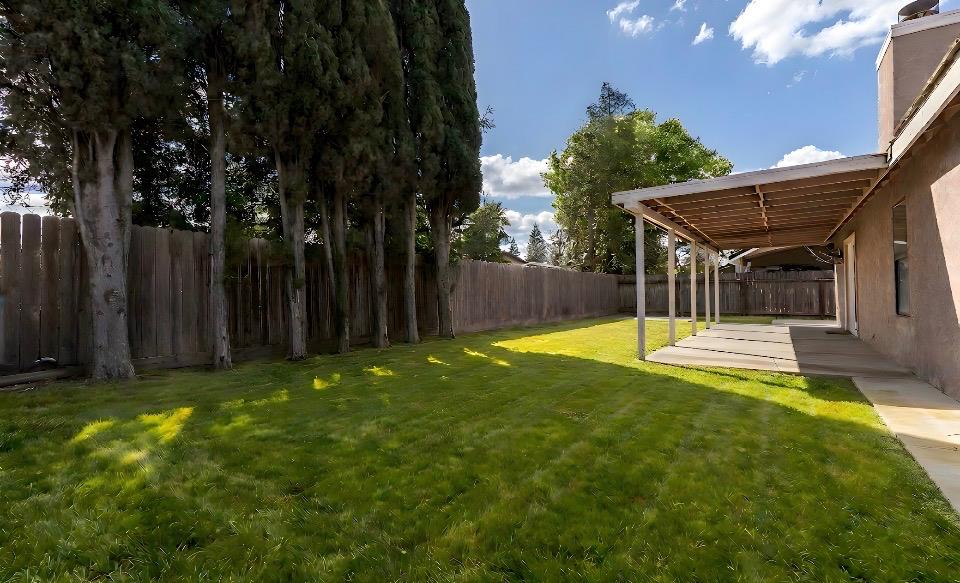 2019 Oak St, Selma, CA 93662