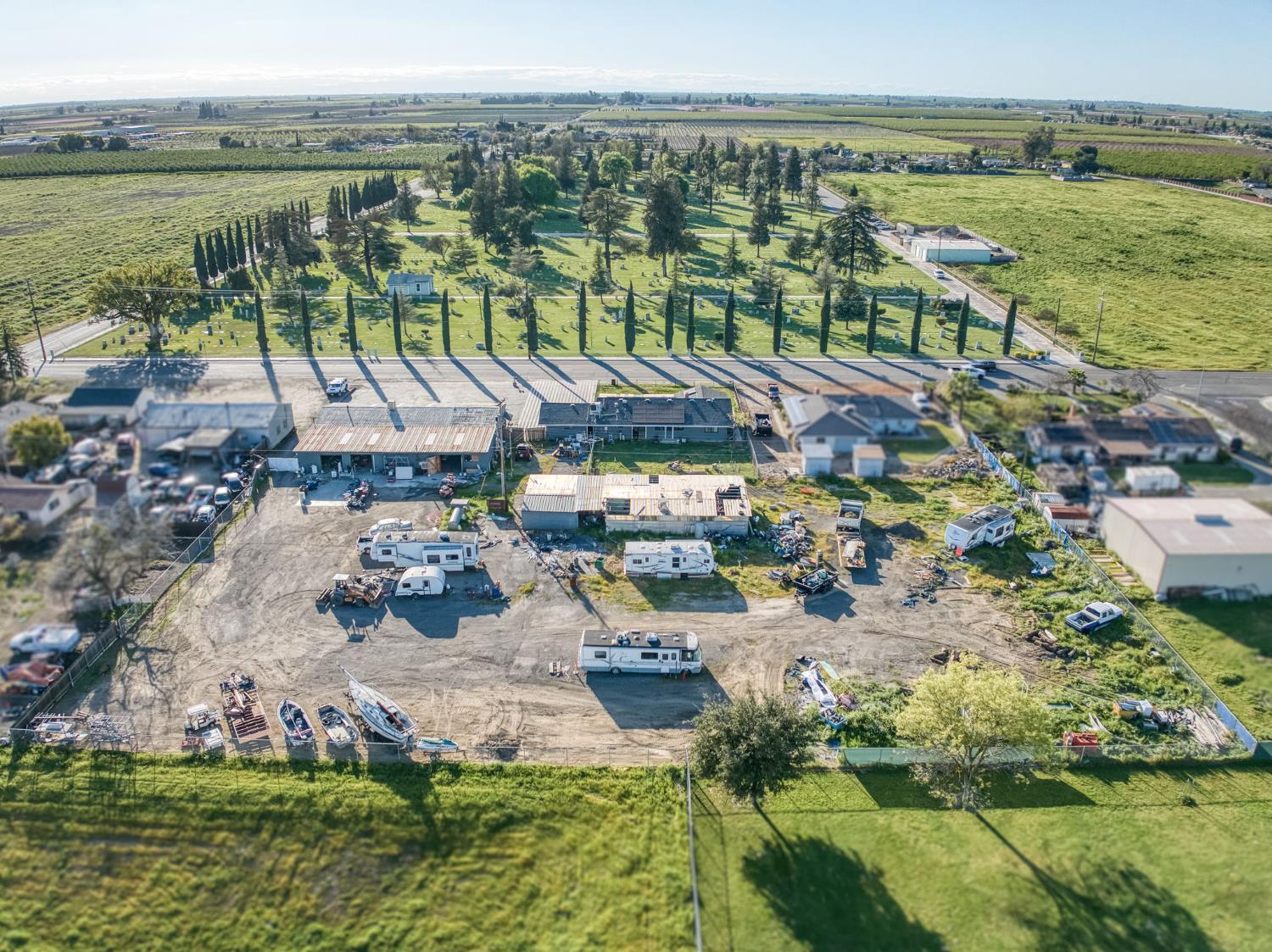 540 10Th Ave, Kingsburg, CA 93631