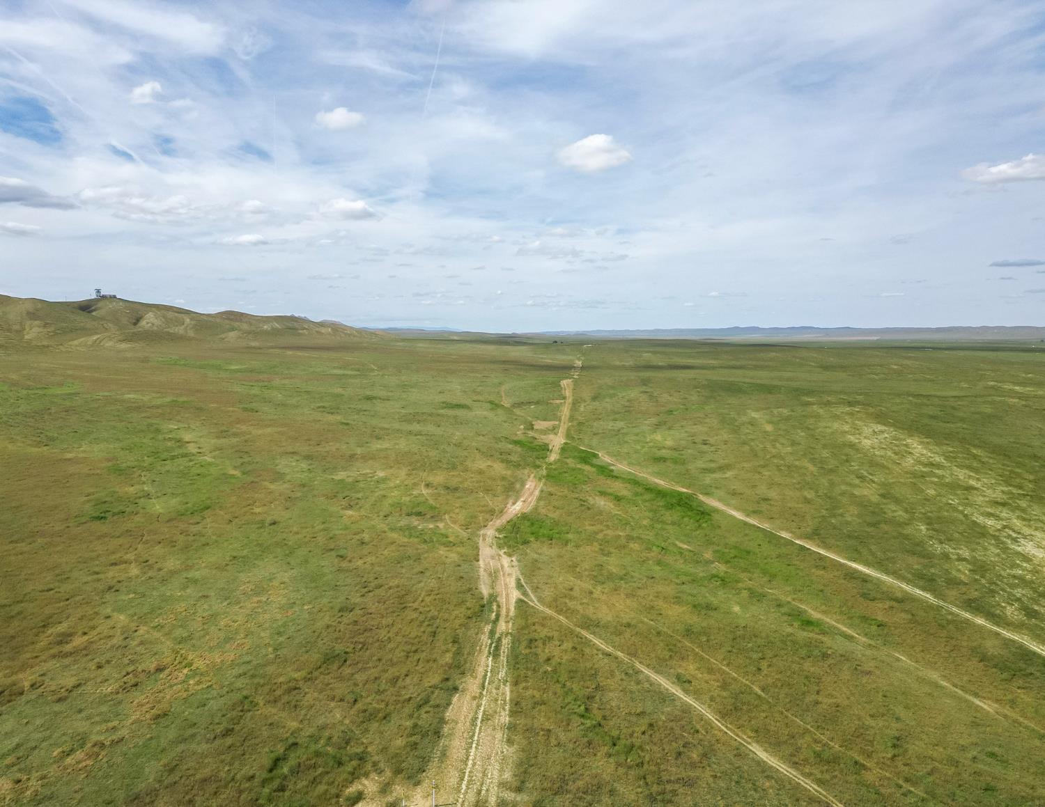 0 0 Kecks Rd, Lost Hills, CA 93249