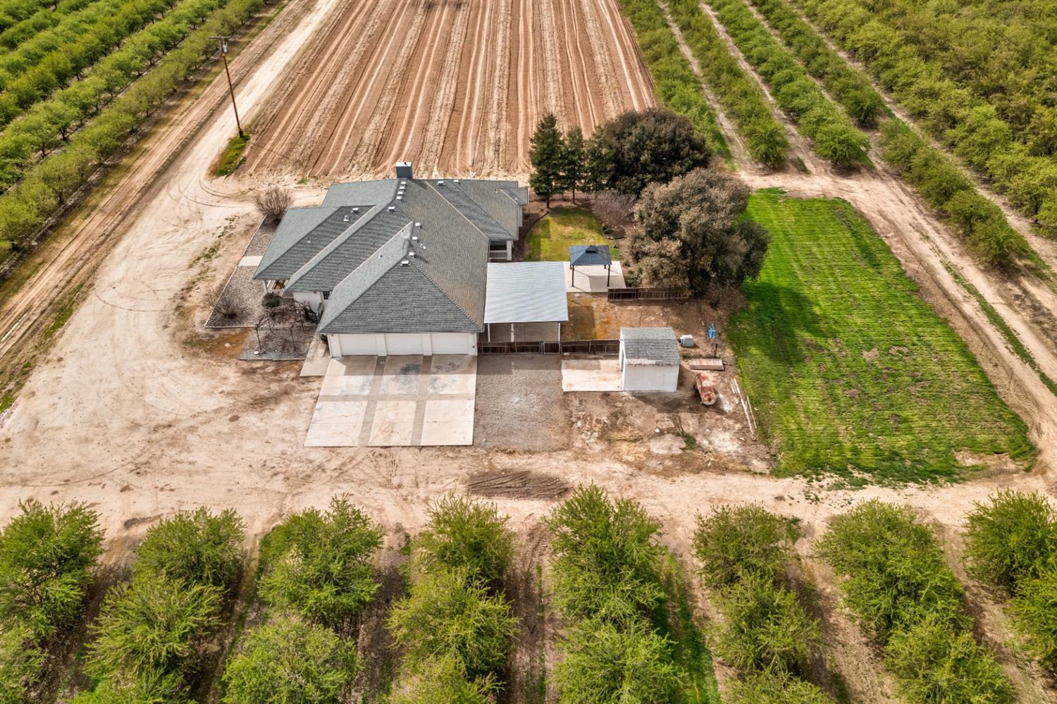 10277 Road 28 1/2, Madera, CA 93637
