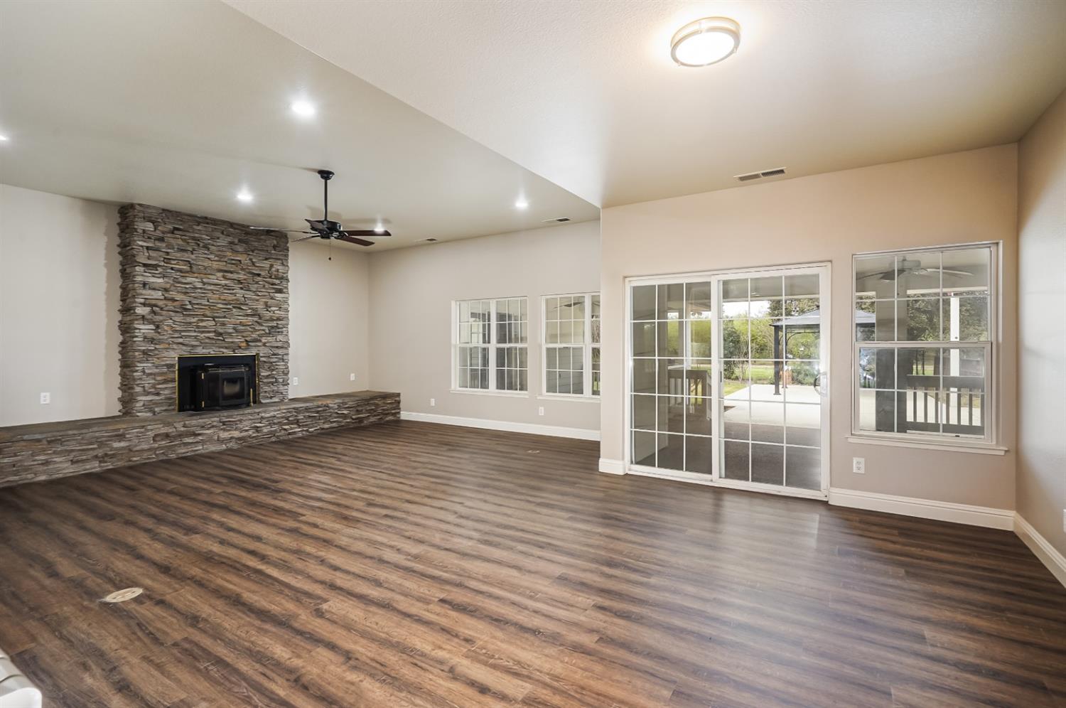 10277 Road 28 1/2, Madera, CA 93637