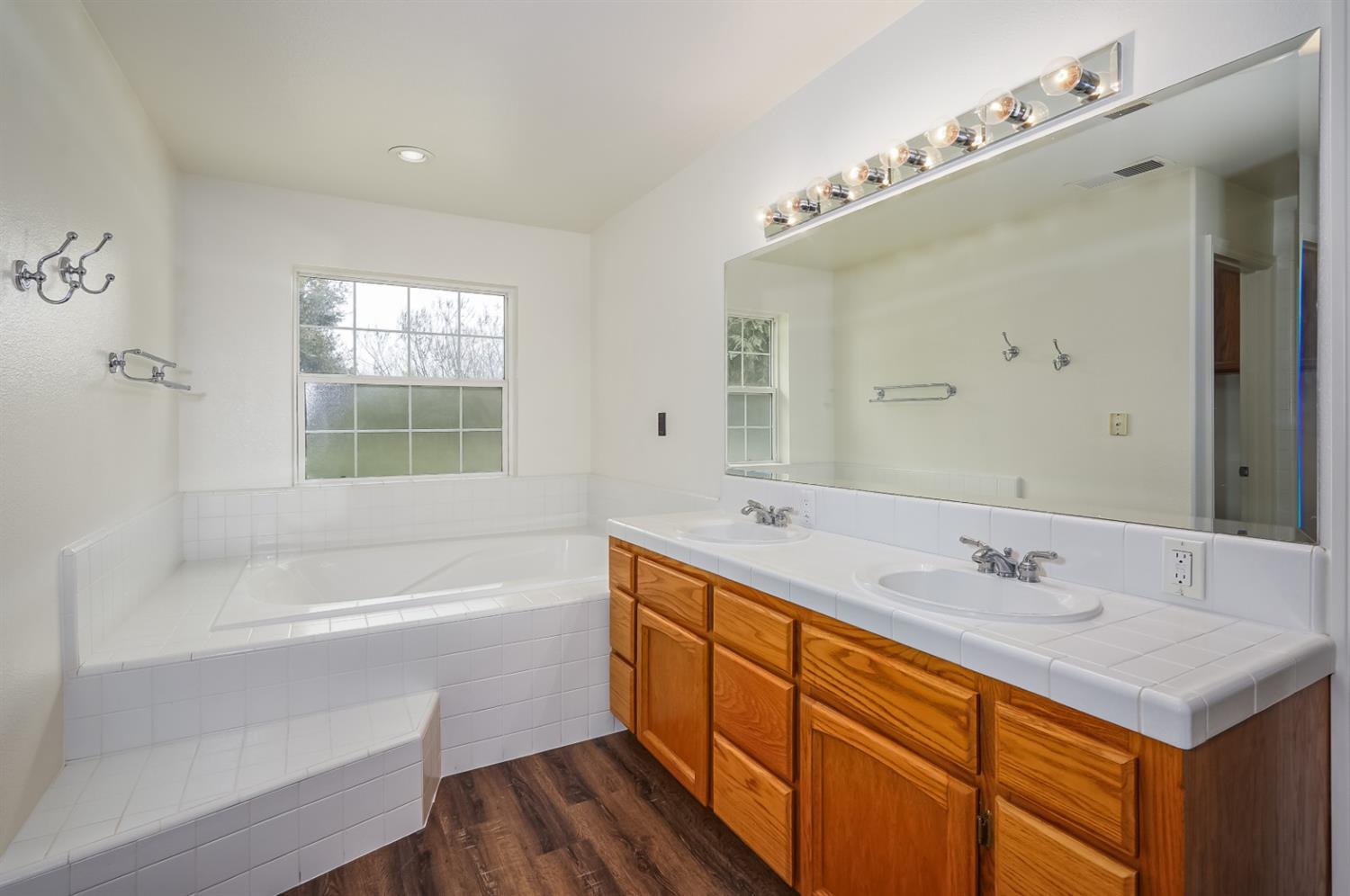 10277 Road 28 1/2, Madera, CA 93637