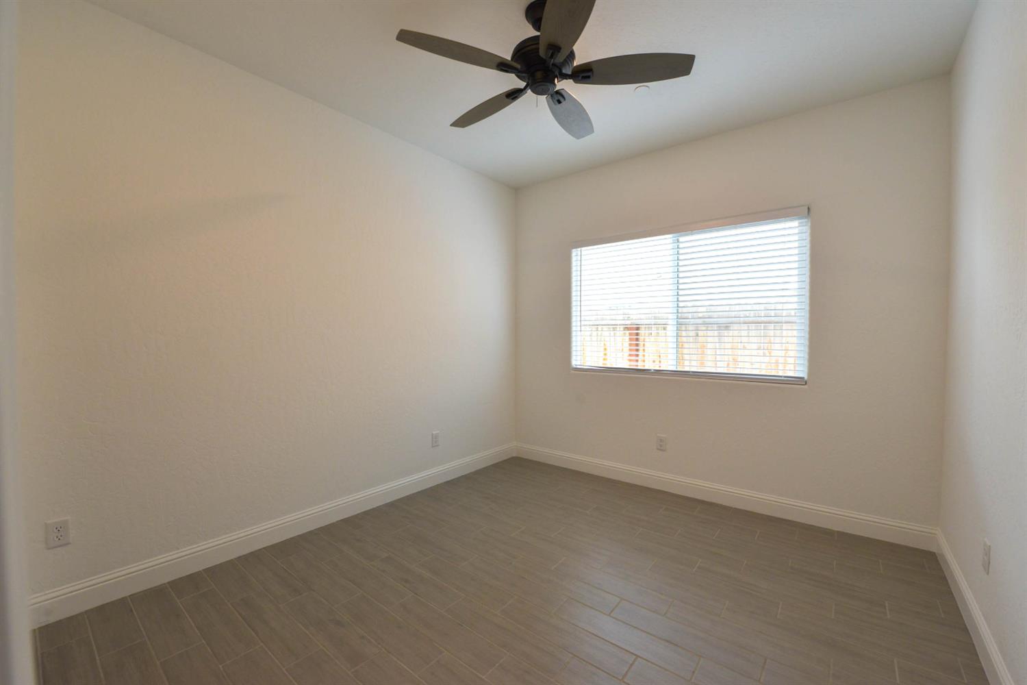 7147 W Twain Ave, Fresno, CA 93723