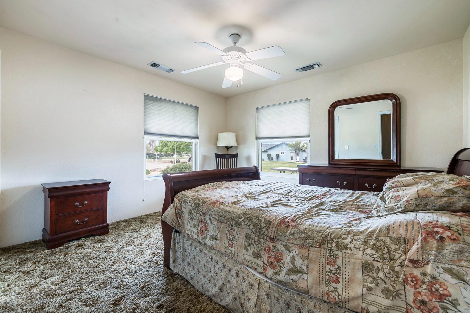 35427 Avenue 14, Madera, CA 93636