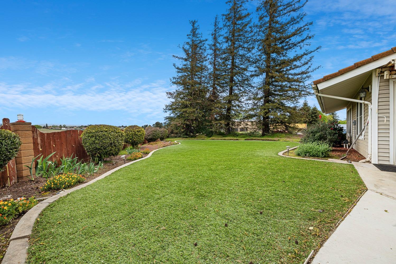 35427 Avenue 14, Madera, CA 93636