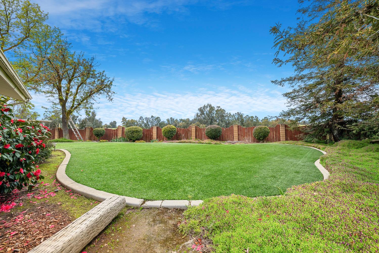 35427 Avenue 14, Madera, CA 93636