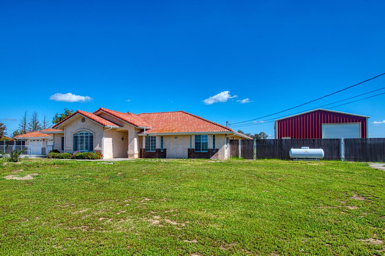 16601 La Canada Rd, Madera, CA 93636