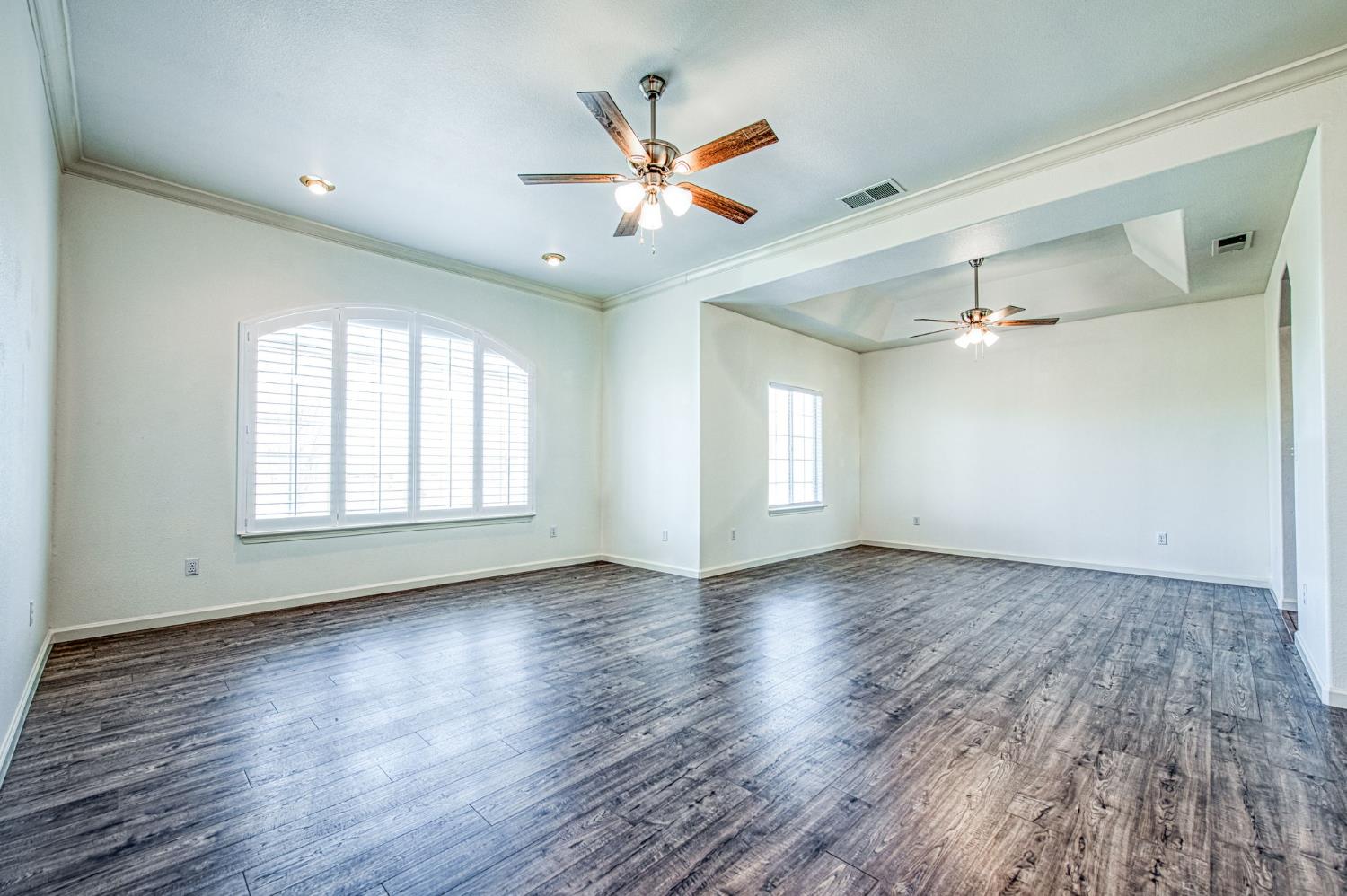 16601 La Canada Rd, Madera, CA 93636