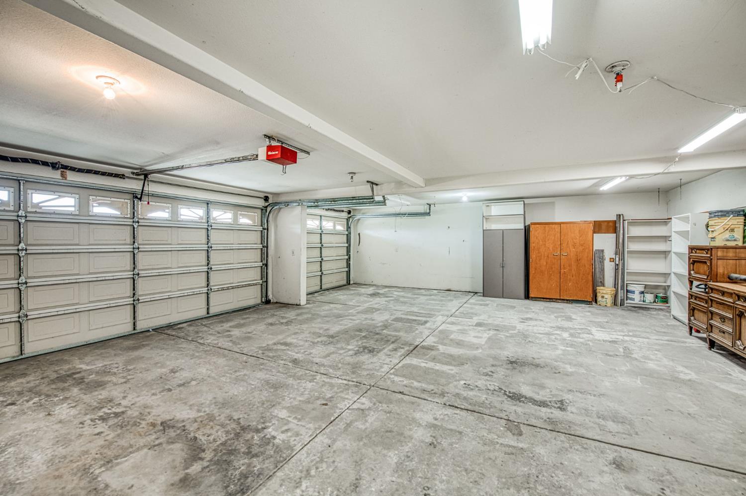 16601 La Canada Rd, Madera, CA 93636