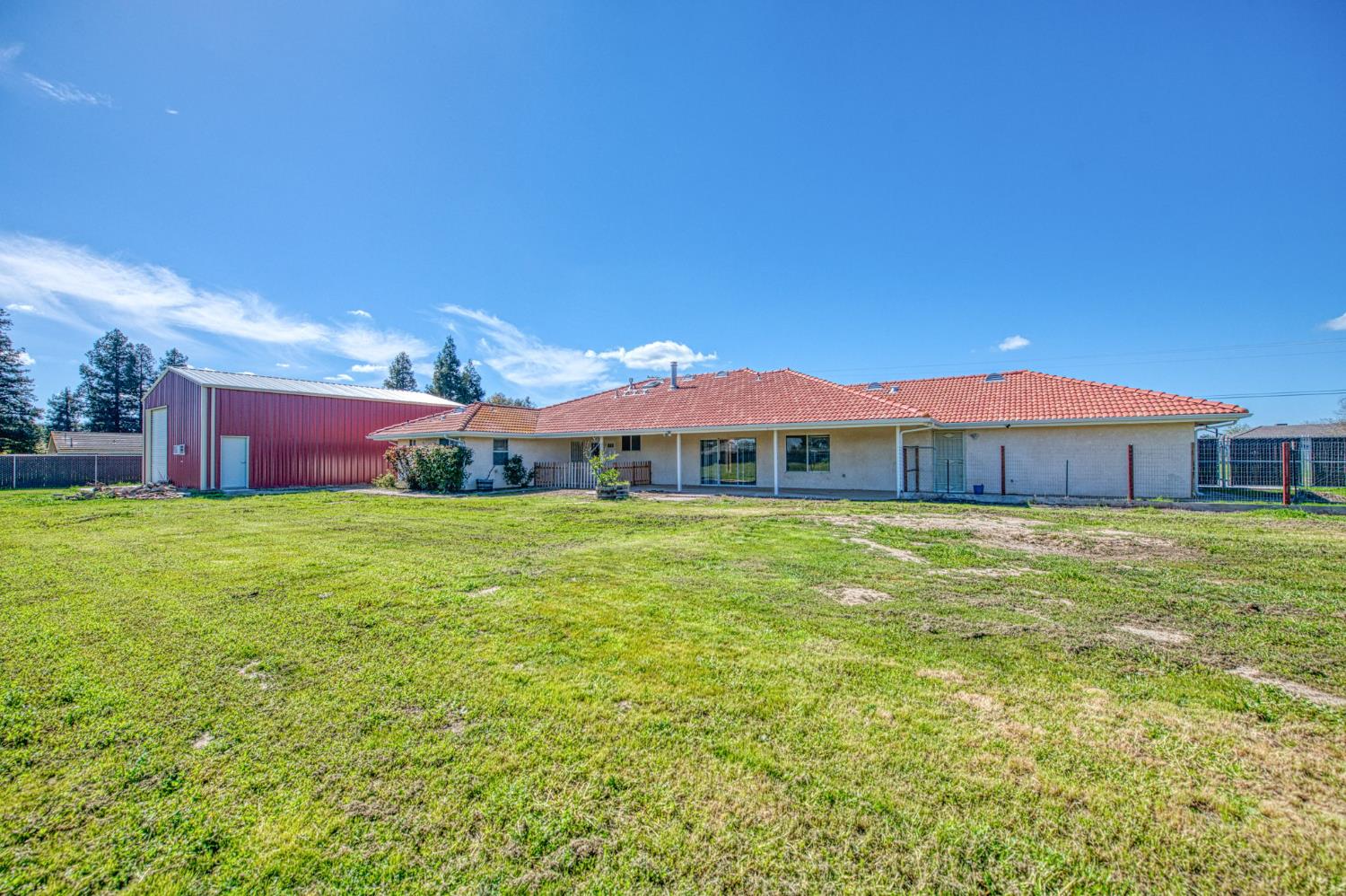 16601 La Canada Rd, Madera, CA 93636