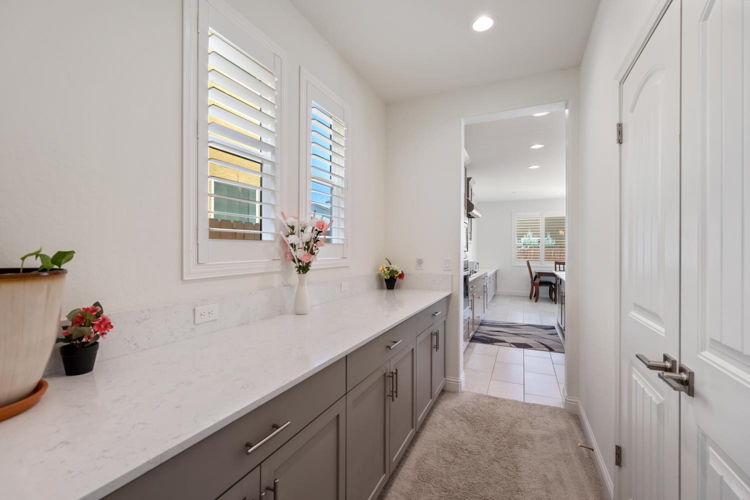 4188 N Contessa Ave, Fresno, CA 93723