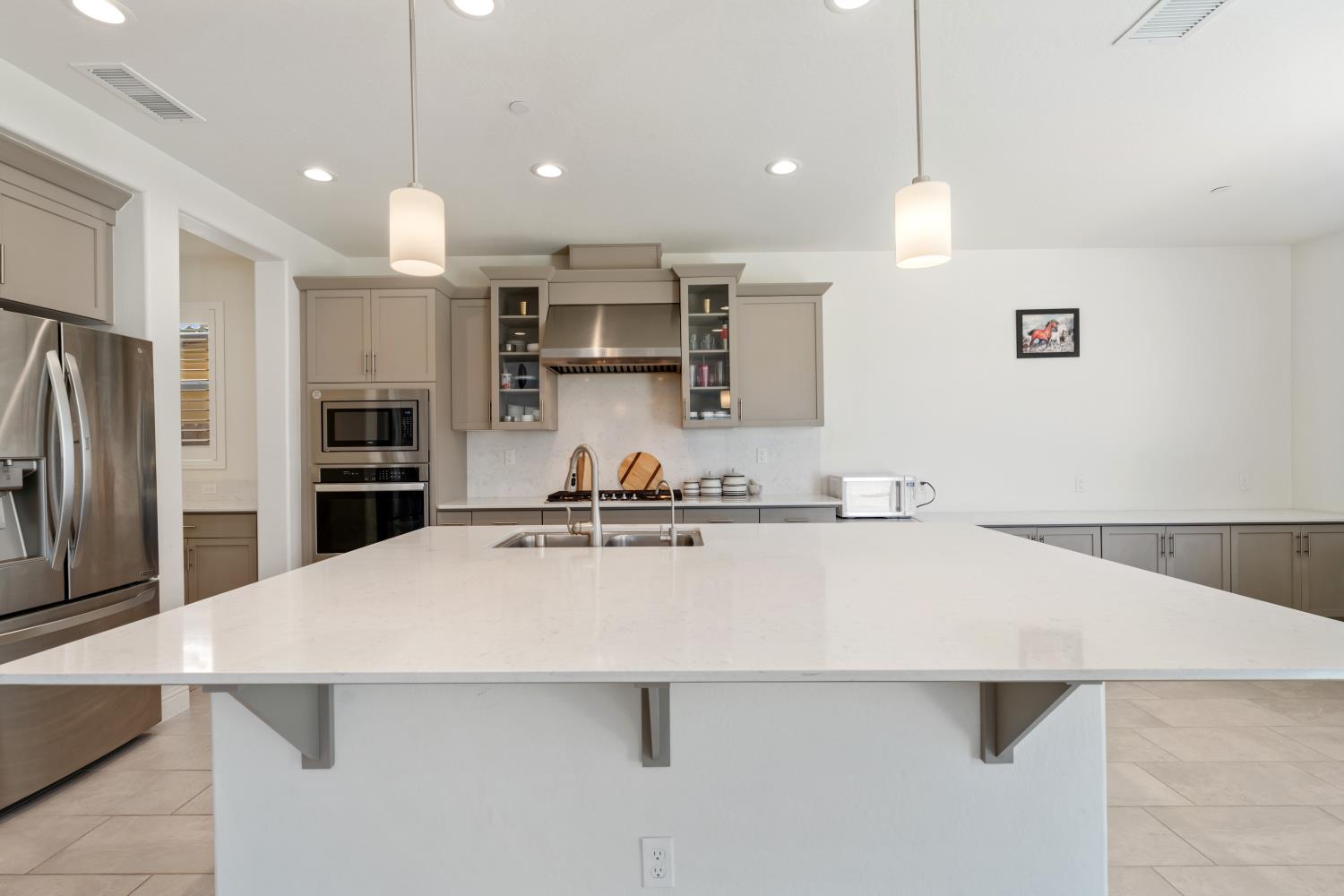 4188 N Contessa Ave, Fresno, CA 93723