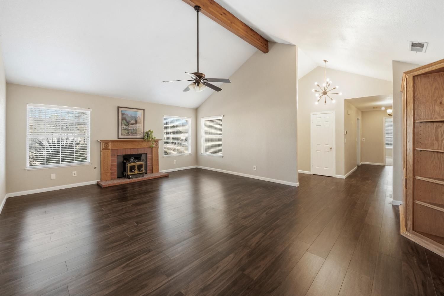 8099 N Orchard St, Fresno, CA 93720