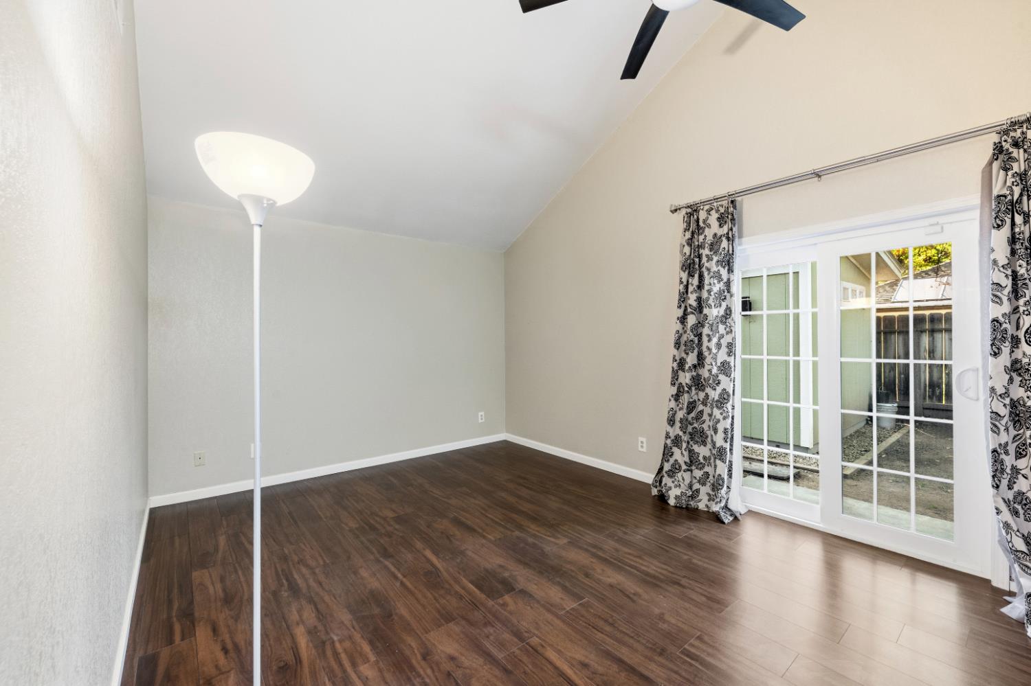 8099 N Orchard St, Fresno, CA 93720