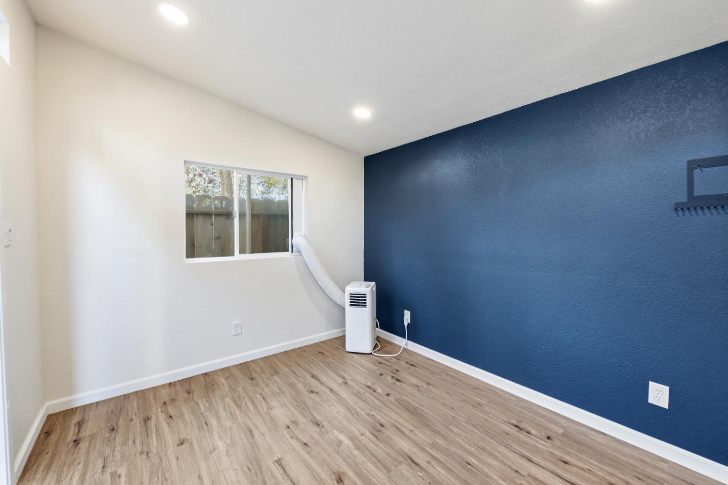 8099 N Orchard St, Fresno, CA 93720